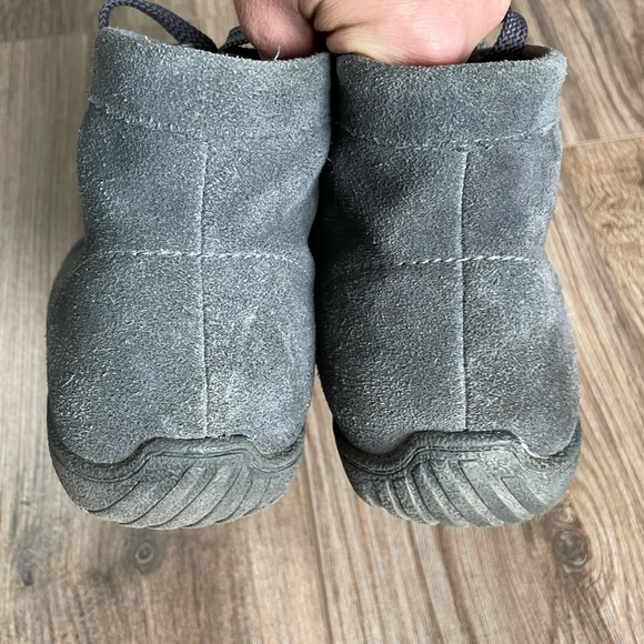 Roots Windsor Grey Suede Chukka Boots | 10 - Picture 6 of 10